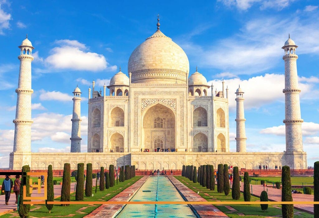 Copy trading dashboard overview featuring top brokers for funds in India.